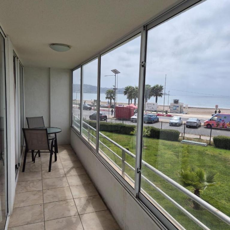 First line, ocean view - Two-Bedroom Apartment - 3
