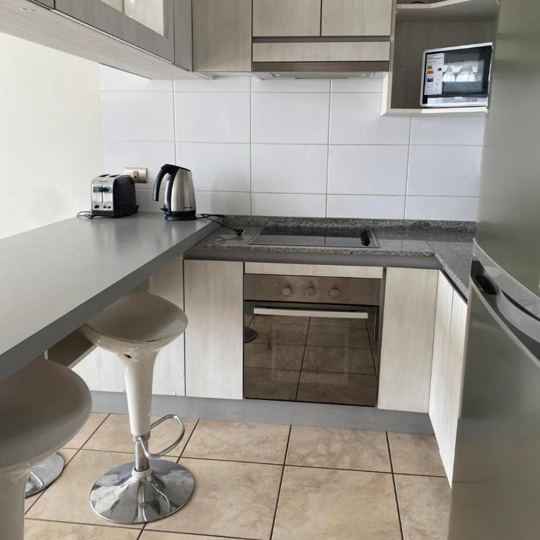 First line, ocean view - Two-Bedroom Apartment - 9