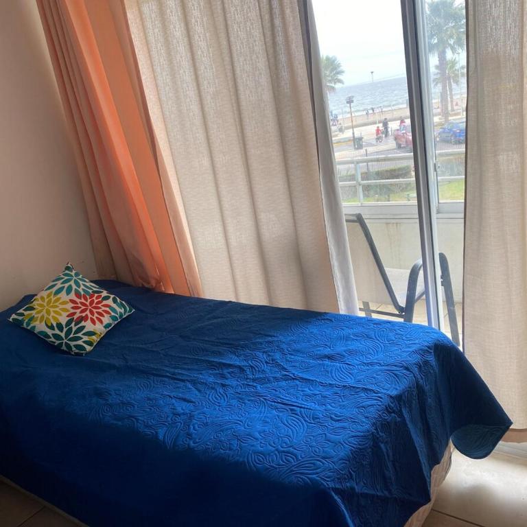 First line, ocean view - Two-Bedroom Apartment - 22