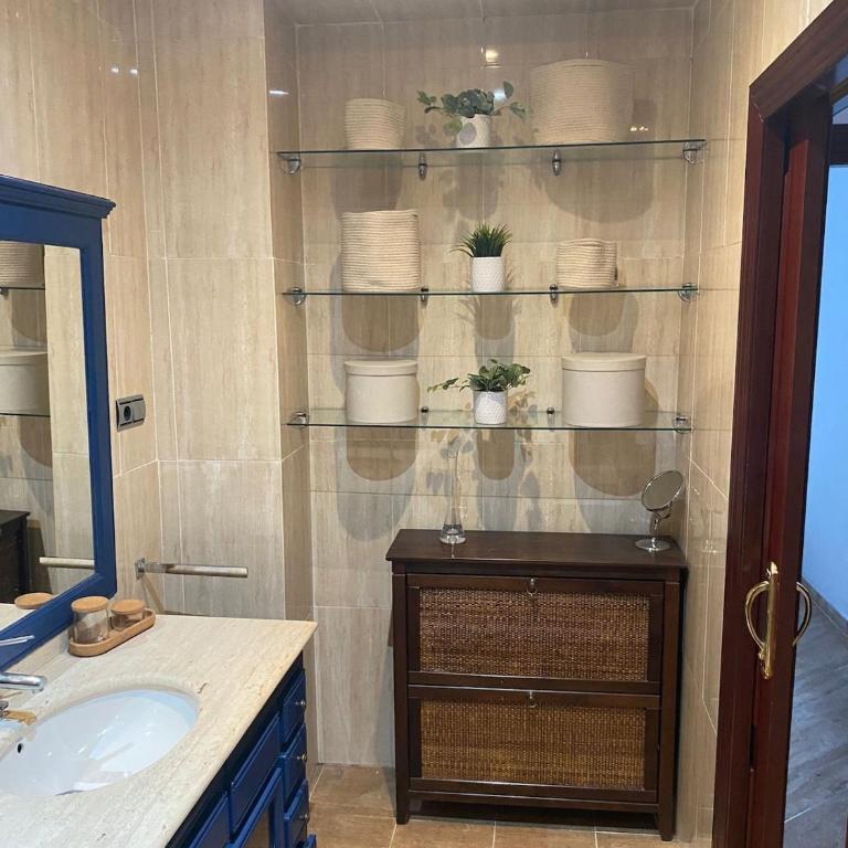 Gran casa cerca de la playa con 3 dormitorios en Pedregalejo - Casa de 3 dormitorios - 39