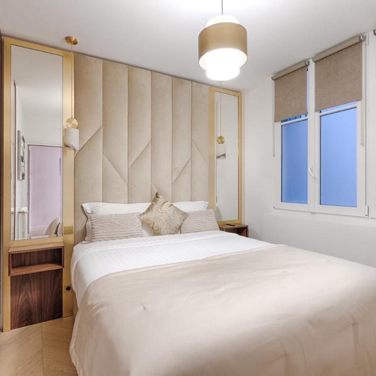 Serviced Apartment - 6 Guests - Champs-Élysées - Two-Bedroom Deluxe Apartment - 13