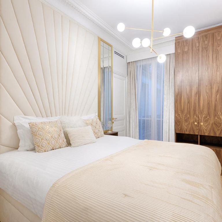 Serviced Apartment - 6 Guests - Champs-Élysées - Two-Bedroom Deluxe Apartment - 9
