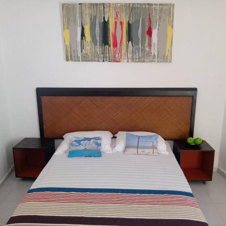Las Palmas HOSTAL Cancun - Habitación con vistas a la piscina - 1 cama grande - 2