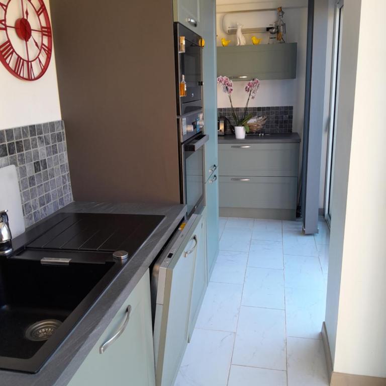 coin de paradis - Two-Bedroom Apartment - 7