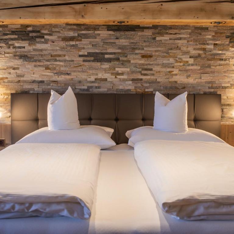 Familien- & Vitalhotel Auenhof - Großes Doppelzimmer - 3