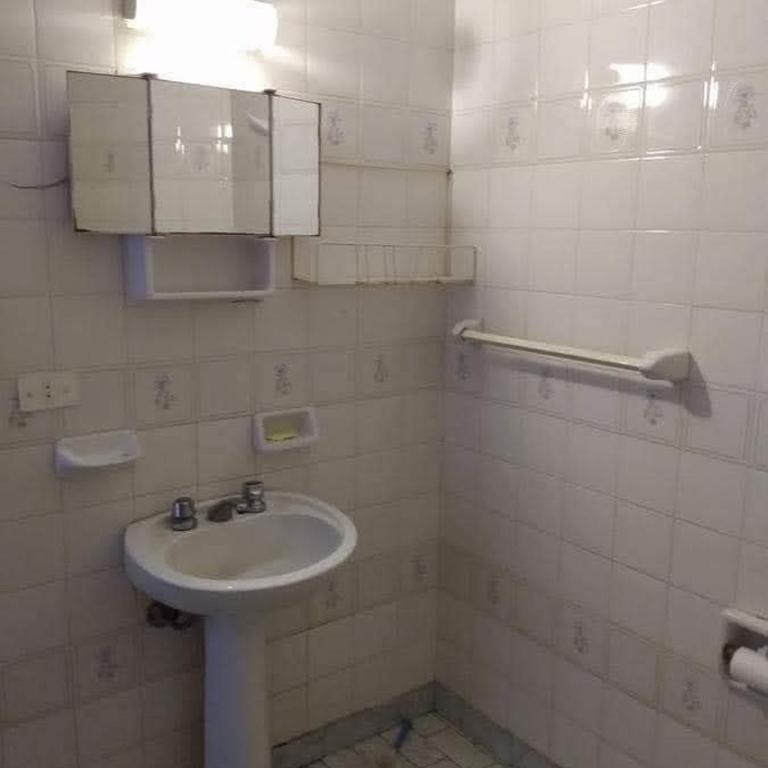 Departamento de 2 ambientes y medio c/entrada de auto - Apartamento - 8