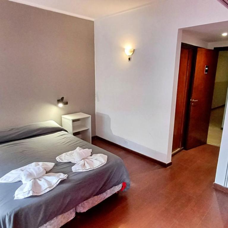 Hotel Cosmos - Habitación Triple - 3