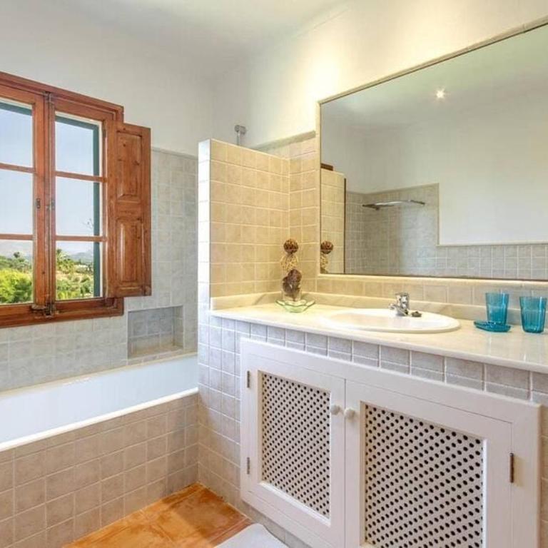 Villa in Alcudia with passion and care in every detail by Renthousing - Villa de 3 dormitorios - 28