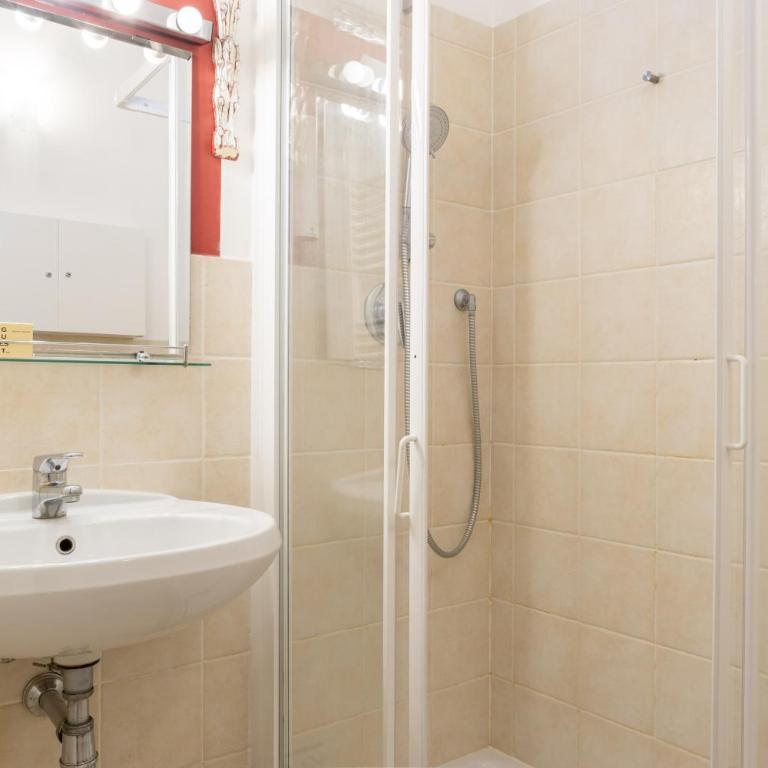Sant'Ambrogio Apartments - Raffaello - Appartamento con 1 Camera da Letto - 5