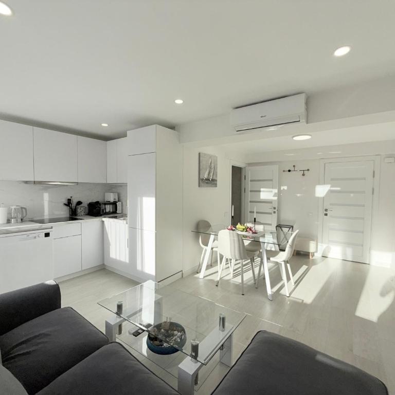 Penthouse en Avenida Rei Jaume I - Apartment with Terrace - 2