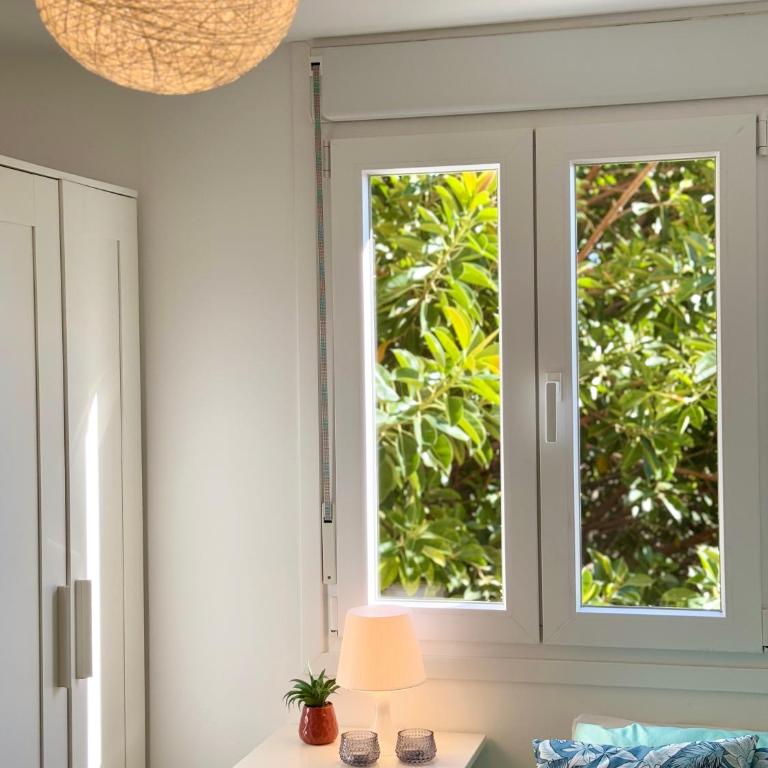 The Cozy House by Kura Homes - Three-Bedroom Apartment - 10