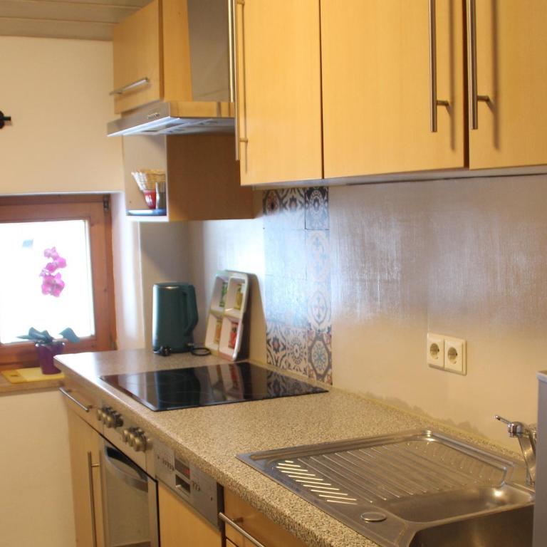 Ferienwohnung Waldblick - Chiemgau Karte - Apartment mit Balkon - 9