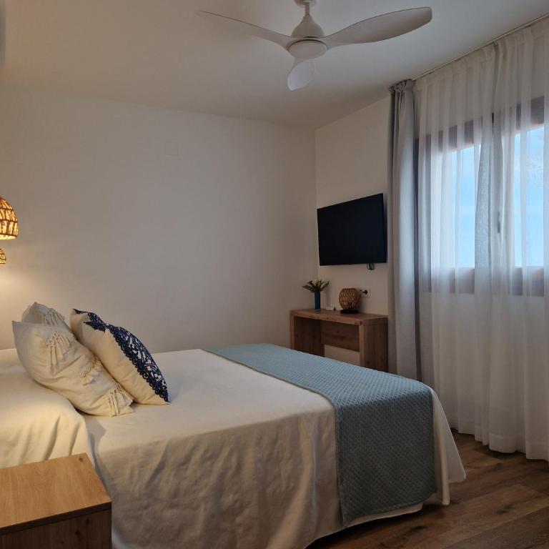Hotel Bodegón de Peñíscola - Habitación Doble Deluxe con ventana - 4