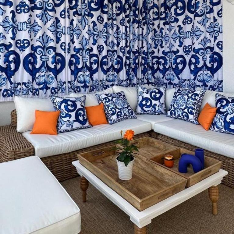 Modern Penthouse Big Solarium Sea Views Benavista Location Walk to Everything - Three-Bedroom Apartment - 10