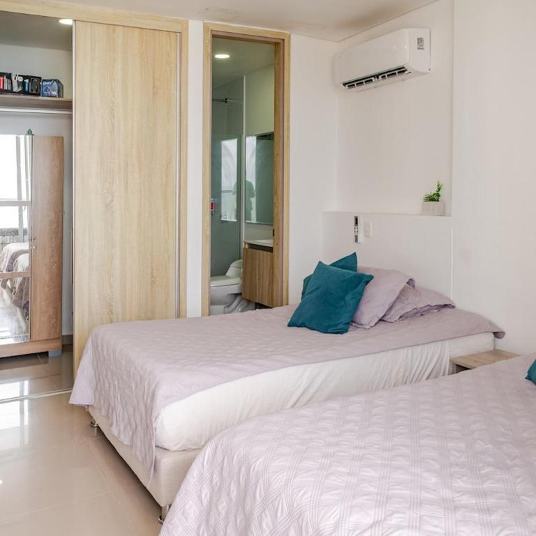 Apartamento Moderno y lujoso con vista al mar Piso 1903 - cerca a ciudad amurallada - Apartamento de 3 dormitorios - 30