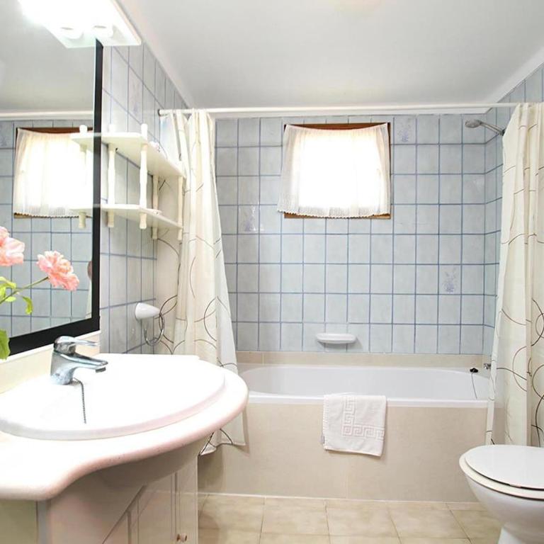 Villa Paparri Lovely 3 bedroom villa close to Pollensa by Renthousing - Villa con piscina privada - 24
