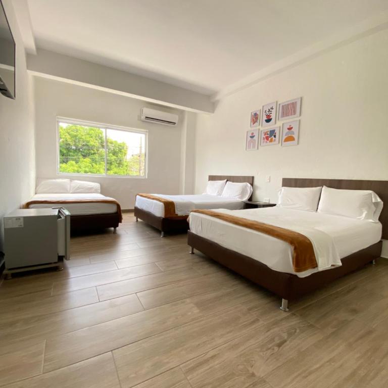 Hotel FENIX - Habitación Familiar - 2