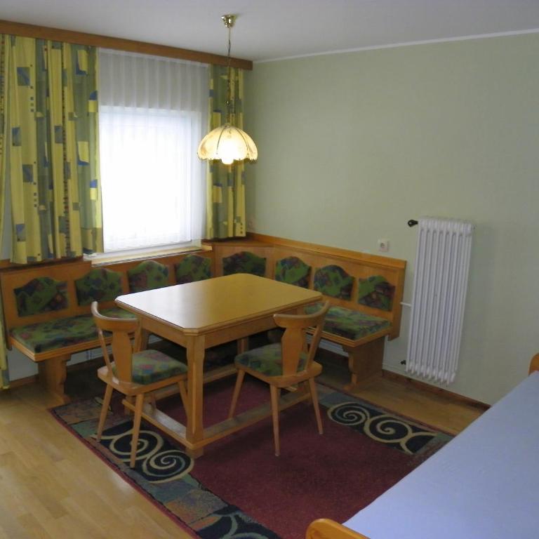 Ferienwohnung Ski-Hans - Apartment mit 1 Schlafzimmer und Balkon (4 Erwachsene) - 3