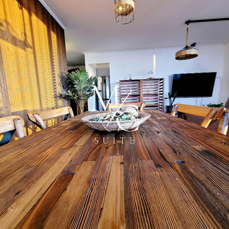 Comodidad total en el centro: Deptos 1, 2 y 3 hab. + WiFi y Parking incluidos - Habitación Triple Superior con vistas al mar - 37