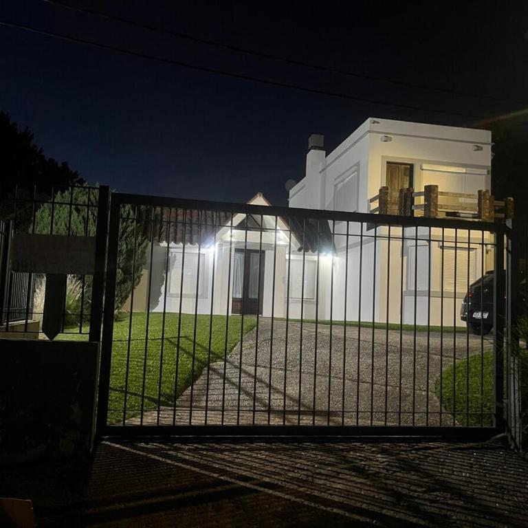 Casa en zona Tio Tom - Casa de 3 dormitorios - 10
