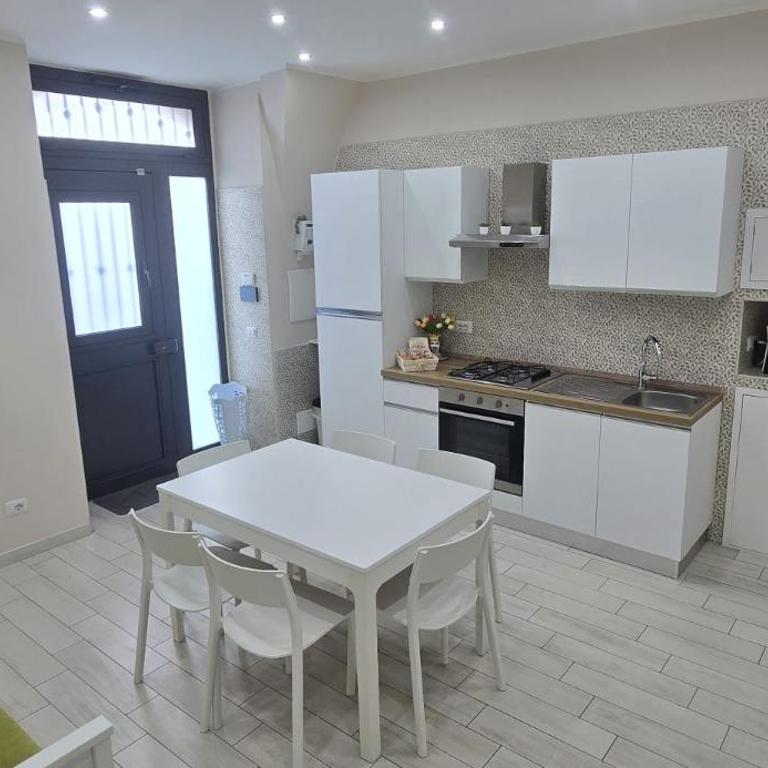 Gesuiti Home di Agata e Aurora - One-Bedroom House - 5
