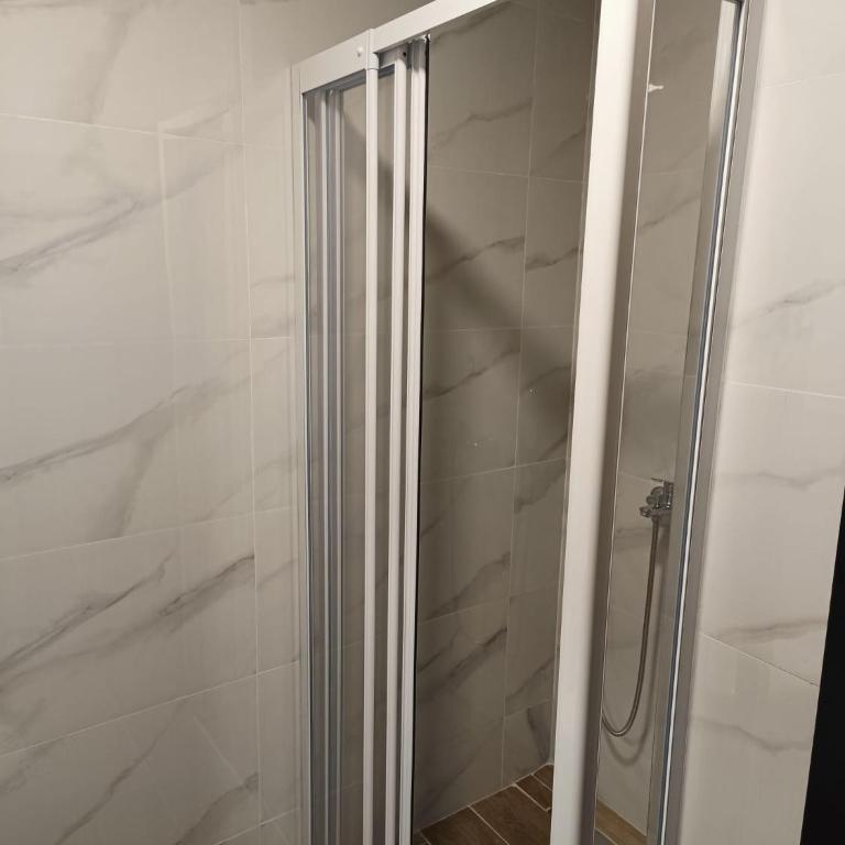 Rosa Lux 25 - One-Bedroom Apartment - 4