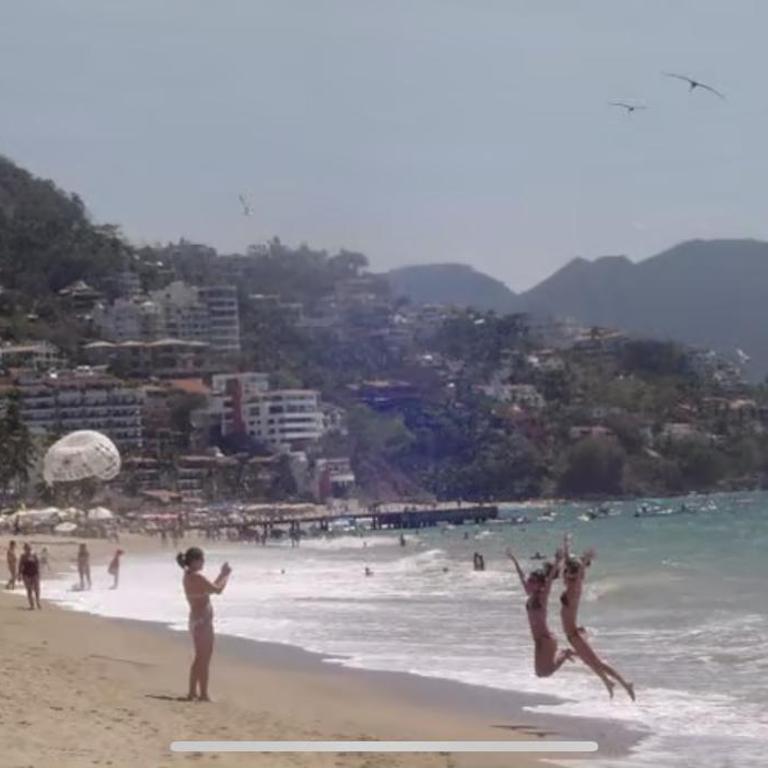 Sunny Jr Suites in downtown Puerto Vallarta - One-Bedroom Apartment - 2