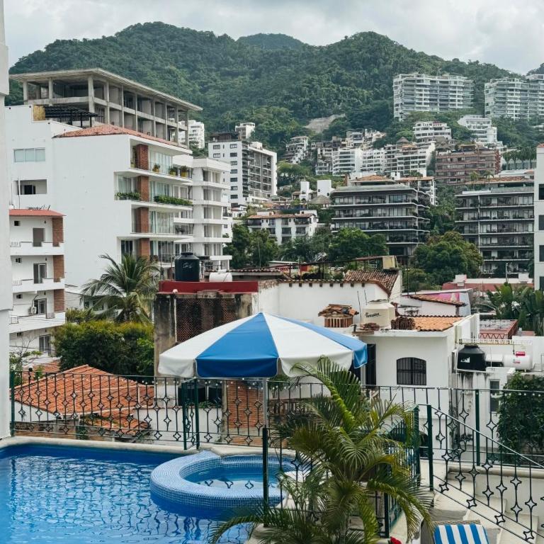 Sunny Jr Suites in downtown Puerto Vallarta - One-Bedroom Apartment - 12