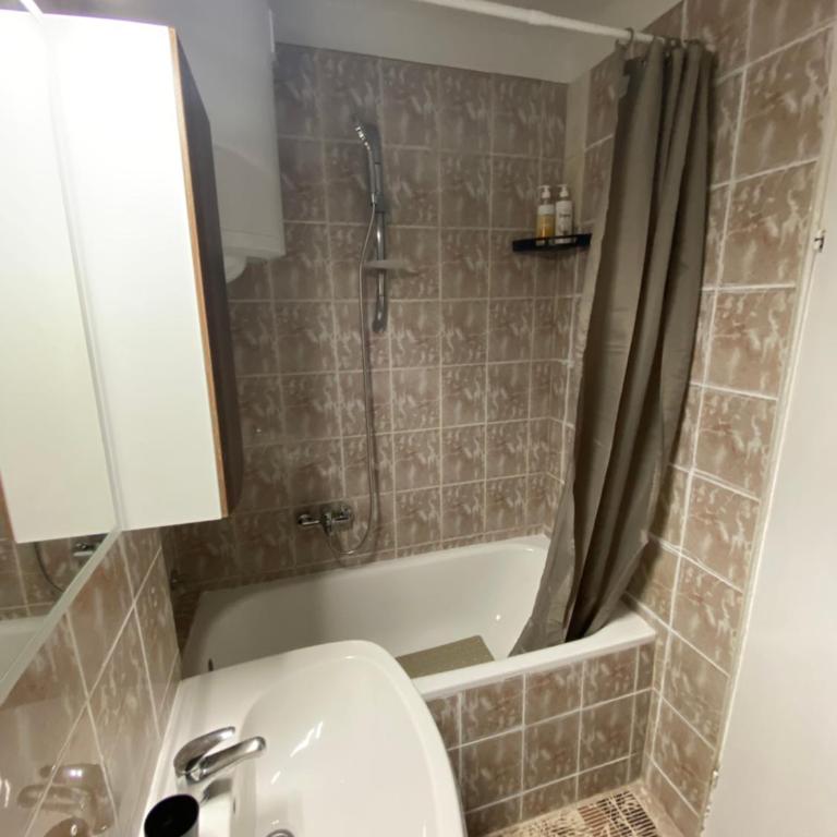 Prestige - Two-Bedroom Apartment - 14