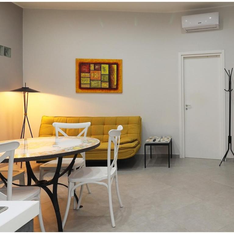Arbarello Palace Historical center Turin WiFi AC - One-Bedroom Apartment - 5