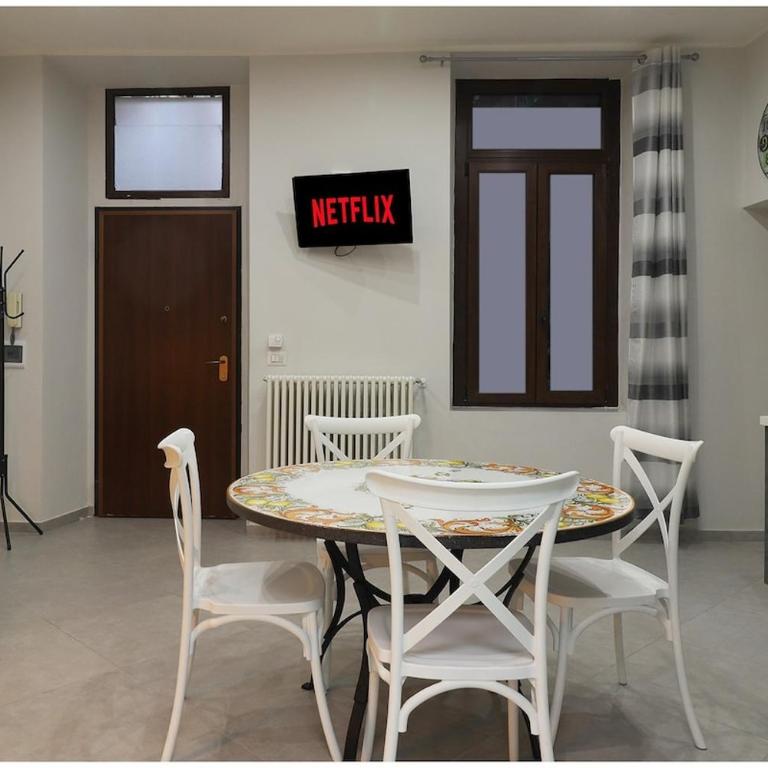 Arbarello Palace Historical center Turin WiFi AC - One-Bedroom Apartment - 6
