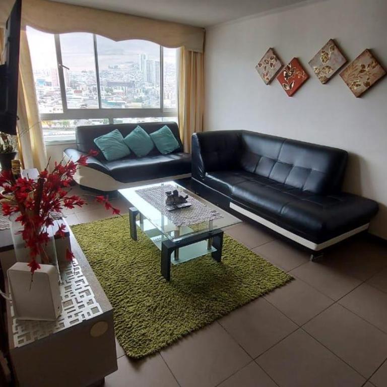 Departamento en Playa Brava - Three-Bedroom Apartment - 1