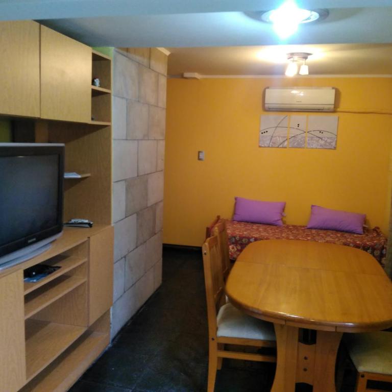 necochea, casa a 200m del mar - Casa con 1 dormitorio - 8