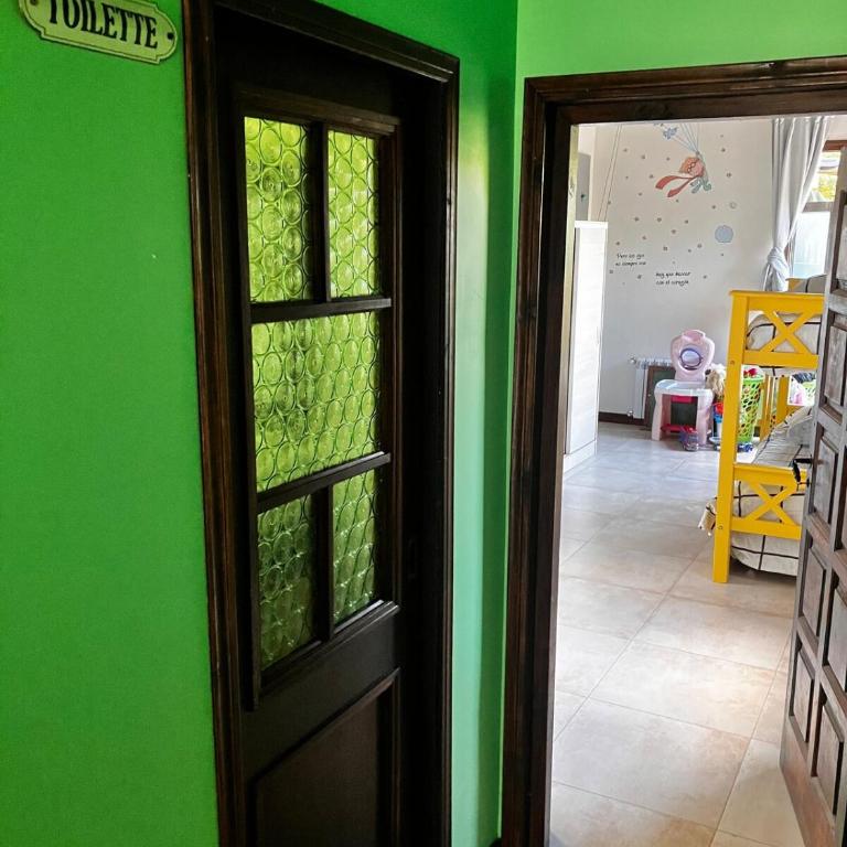 Espectacular casa con pileta en B Priv 270 uss bl - Casa con 1 dormitorio - 74