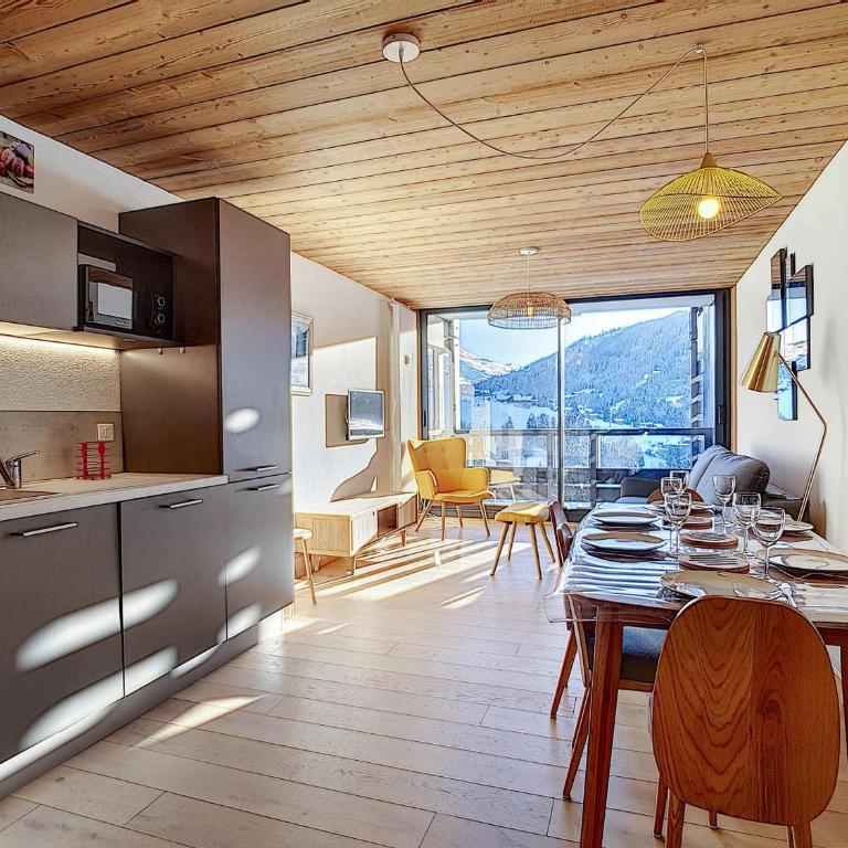 La Clusaz - Appartement 6 pers, balcon sud, casier à skis - FR-1-818-4 - Apartment - 1