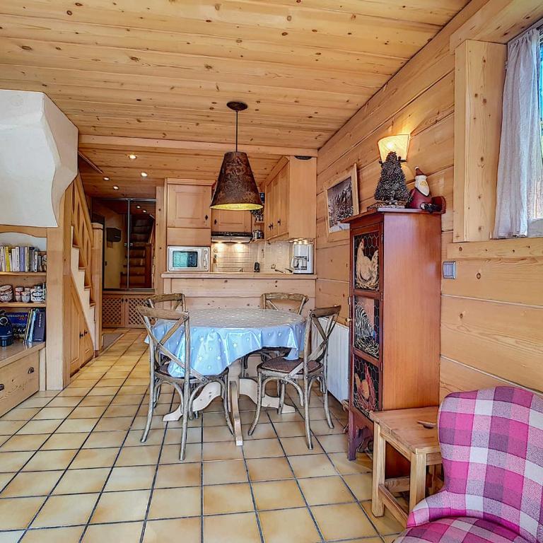Appartement cosy, cuisine équipée, 6 pers, La Clusaz - FR-1-818-16 - Appartamento - 2