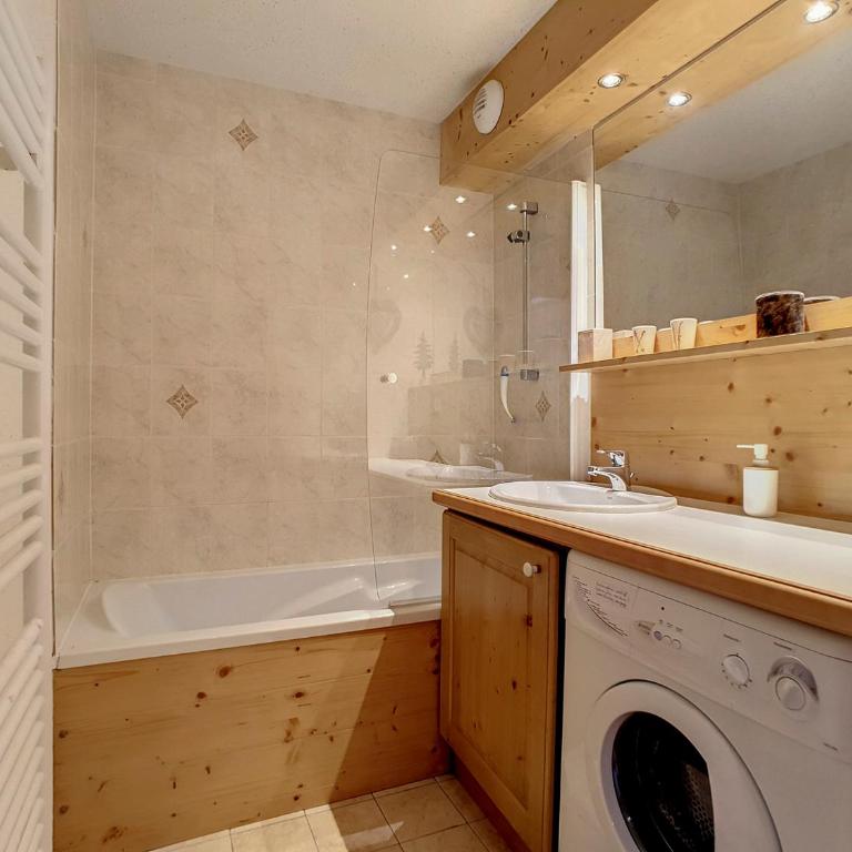 La Clusaz - 6 personnes, Appartement 33m² avec Terrasse - FR-1-818-18 - Apartment - 8