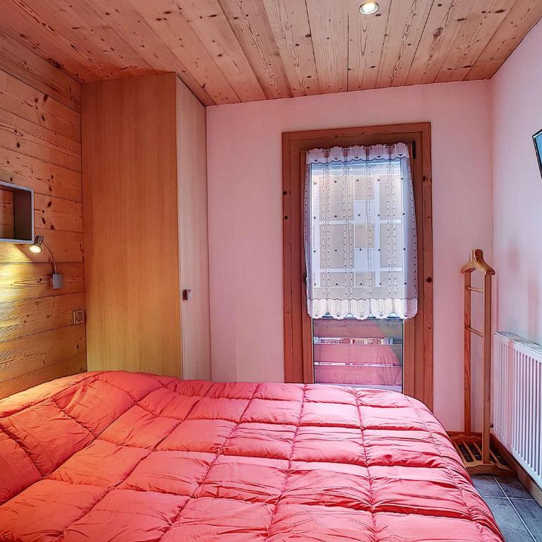 Appartement La Clusaz 4 pers, balcon, Wifi - FR-1-818-25 - Apartment - 5
