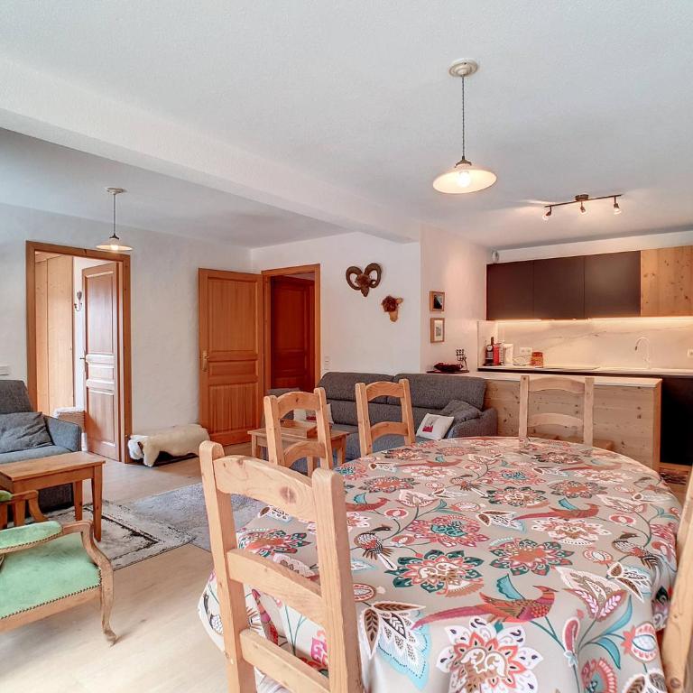 La Clusaz: Appartement 6 pers, Terrasse, Wifi - FR-1-818-58 - Apartamento - 4