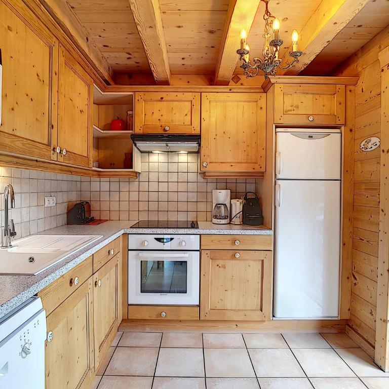 Chalet haut de gamme 8 pers à La Clusaz avec Wifi et parking - FR-1-818-74 - Chalet - 6