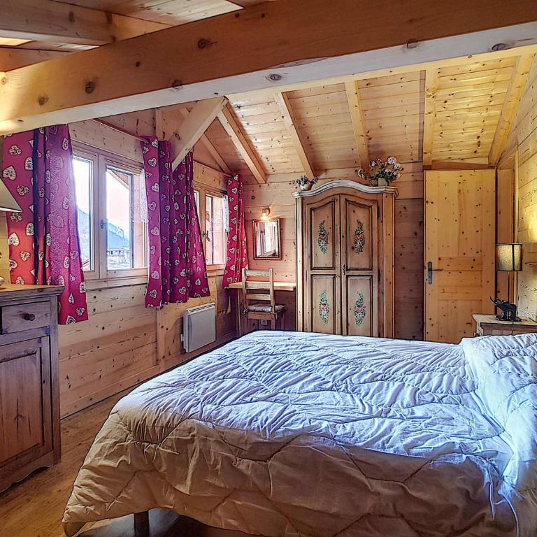 Chalet haut de gamme 8 pers à La Clusaz avec Wifi et parking - FR-1-818-74 - Chalet - 7
