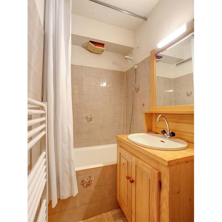 Appartement 40m², 6 pers, balcon sud, wifi inclus - FR-1-818-75 - Appartement - 9