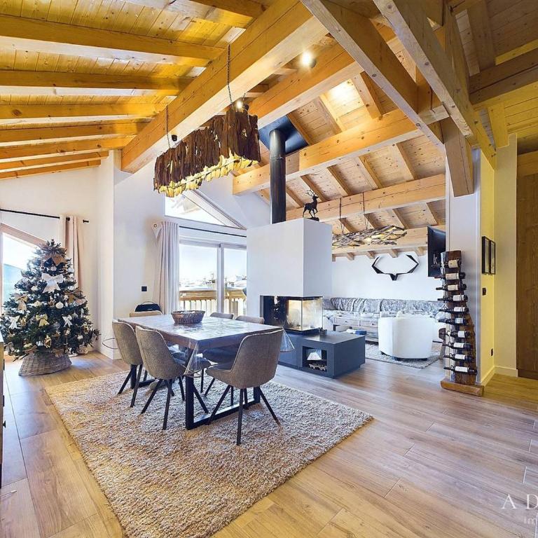 Appartement T4 dernier étage avec cheminée et parking proche pistes - FR-1-398-678 - Apartment - 1