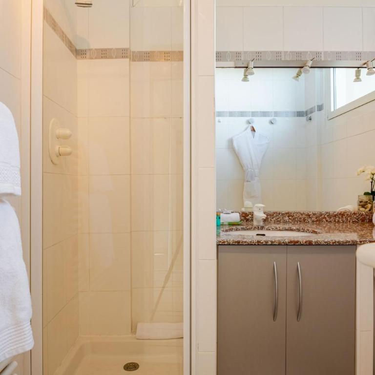 Sunny duplex close to Croisette, free parking - Appartement en Duplex - 7