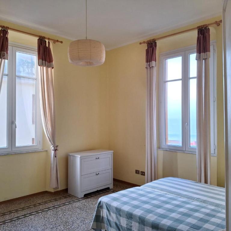 Trilocale a pochi passi dal mare - Appartamento Standard con 3 Camere da Letto - 13
