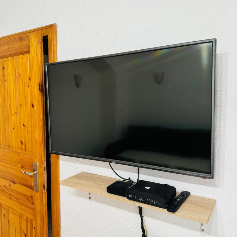 The Riverside Harmony Sarajevo - Parking available - Walk everywhere - One-Bedroom Apartment - 20