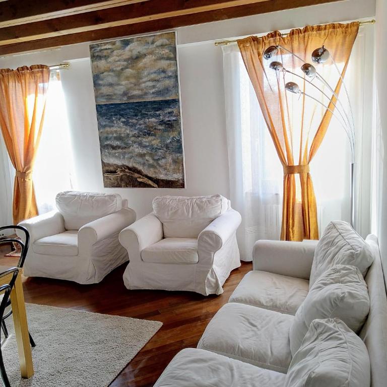 Across the River and Into the Trees - Appartamento Deluxe con 2 Camere da Letto e Balcone - 2