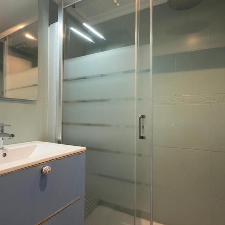 Centrally located and cosy in Madrid - Cava Baja - One-Bedroom Apartment - 4