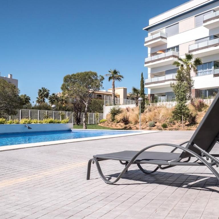 Quiet modern apartment with a large sunny garden! - Apartamento de 2 dormitorios - 5