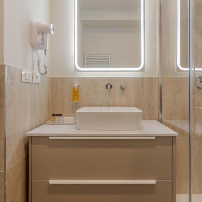 Casa Marina Rooms & Apartments - Deluxe Room - 7